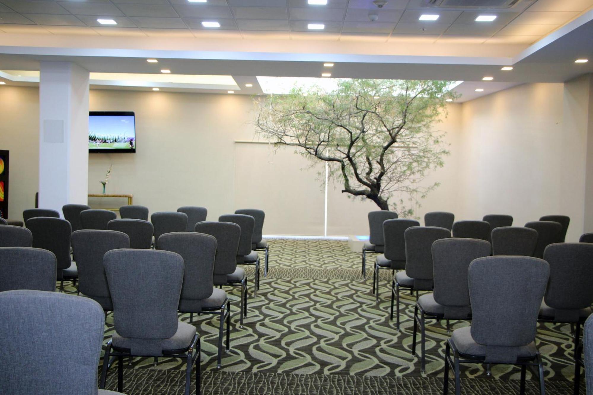 Four Points By Sheraton Queretaro Norte Jurica Exterior photo